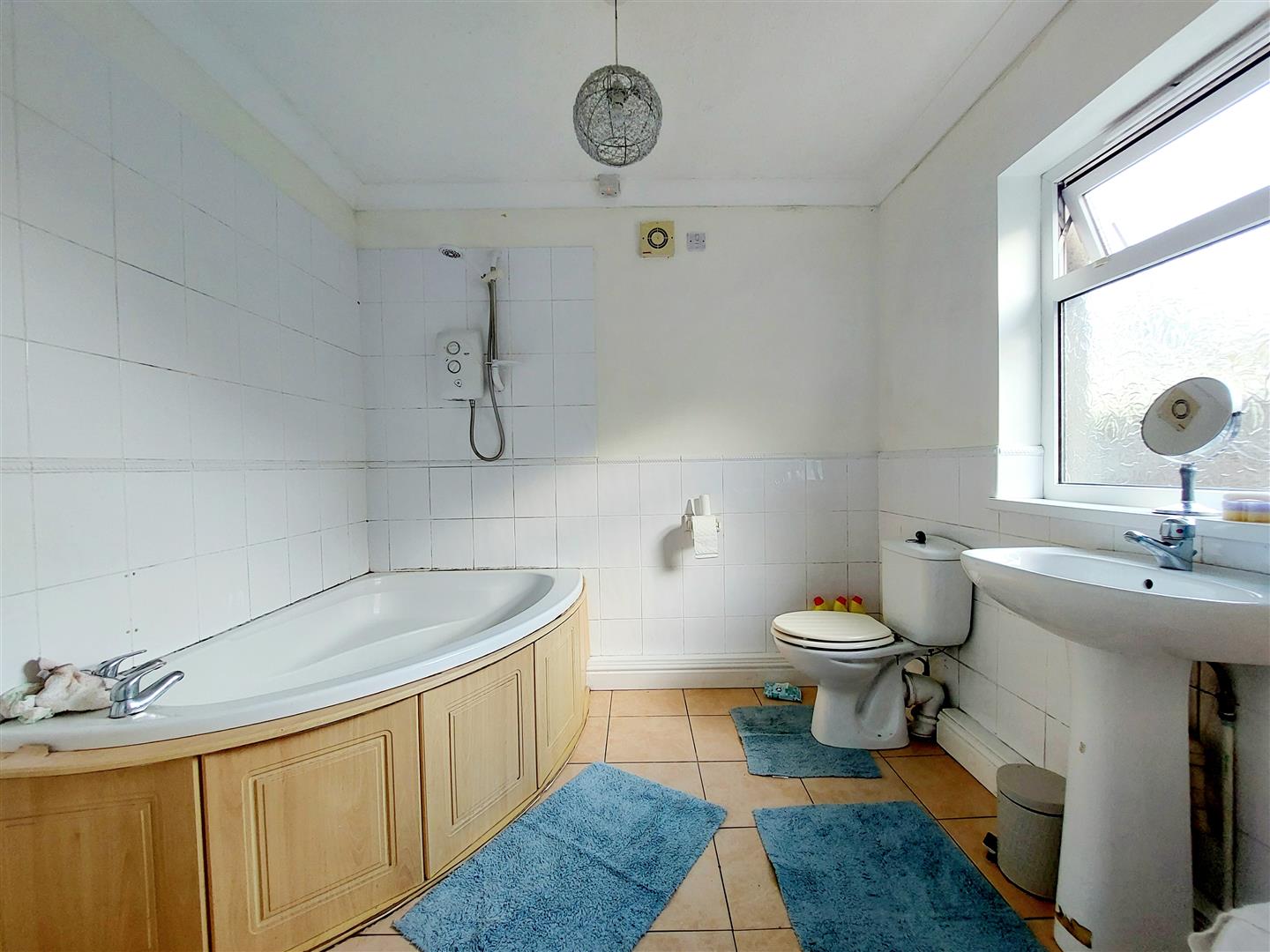 Swansea Road, Pontlliw, Swansea, SA4 9EE